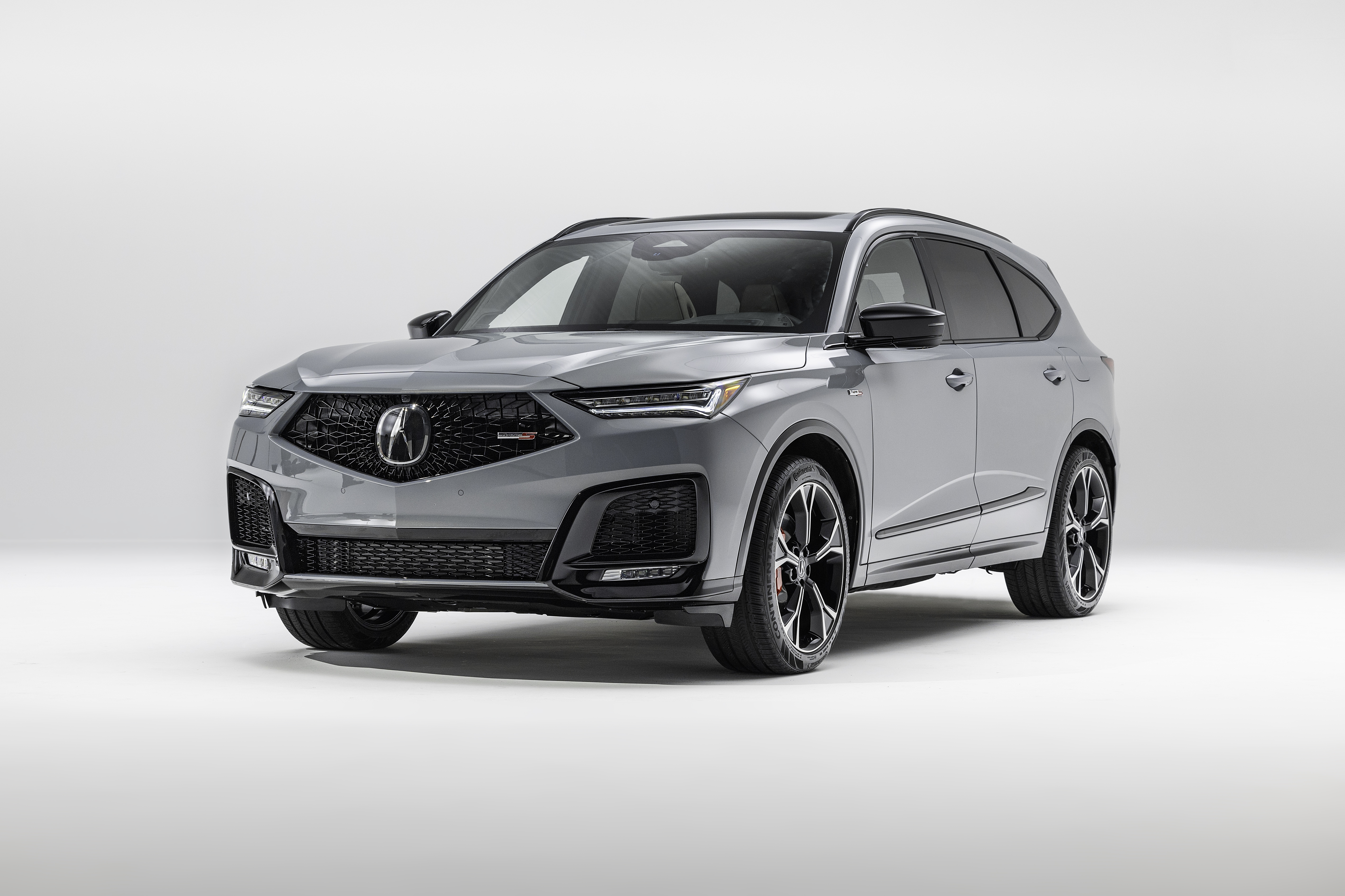 The Acura MDX three-row luxury SUV has undergone some big changes for the 2025 model year, including new updates to its exterior style, interior trim, and infotainment technology suite.